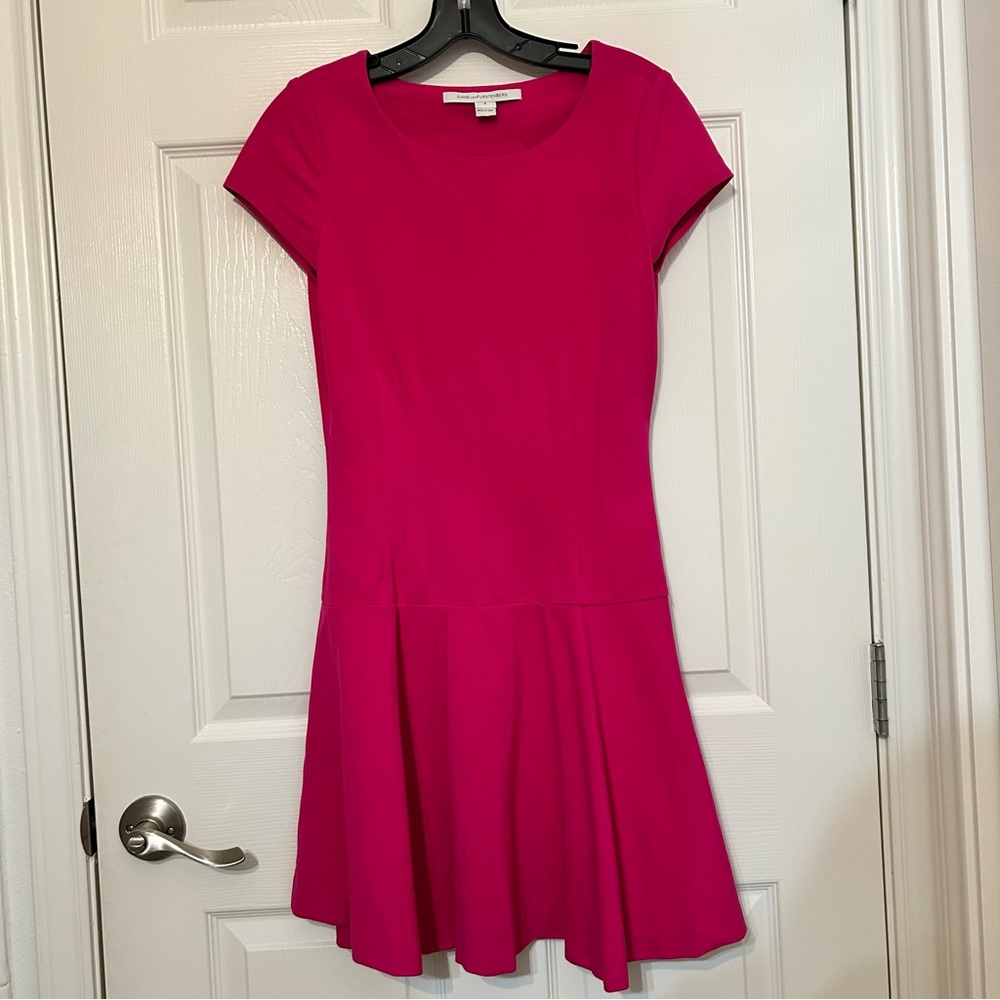 Diane Von Furstenberg Marley Drop‎ Waist Dress Size 6 Hot Pink